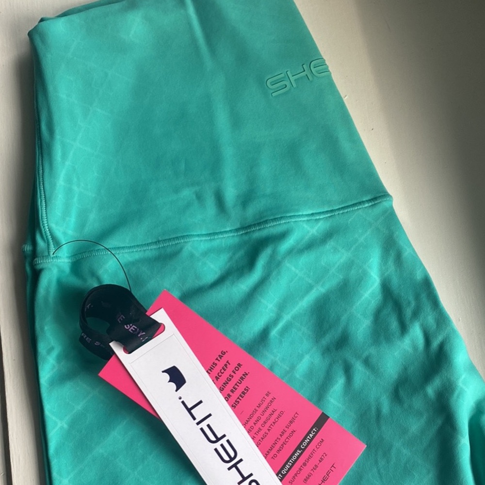 SheFit leggings